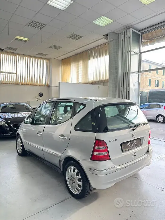 Usata Mercedes A140 Avantgarde 82 CV (60 kW) 2002 Grigio Berlina