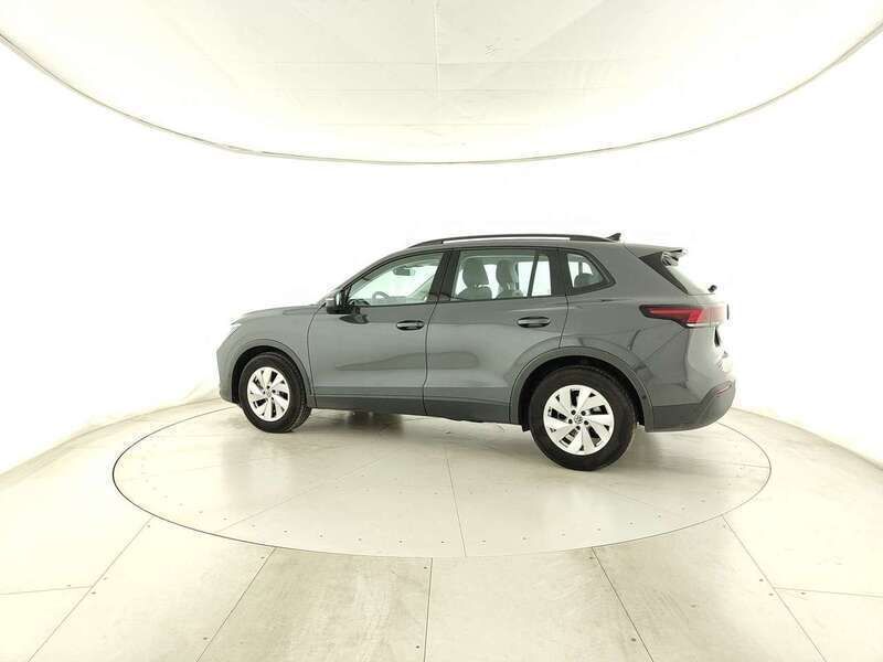 Usata VW Tiguan Life 150 CV (110 kW) 2024 Grigio SUV