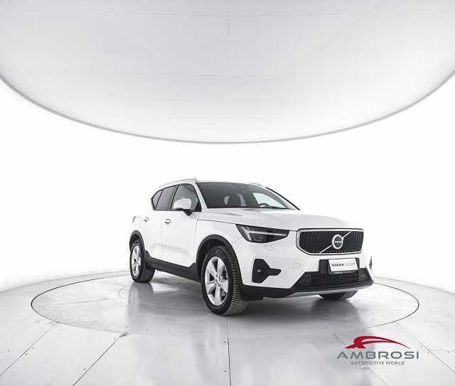 Usata Volvo XC40 Core 163 CV (119 kW) 2025 Bianco SUV