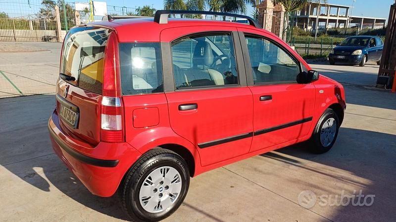 Usata Fiat Panda 59 CV (43 kW) 2006 Rosso Utilitaria