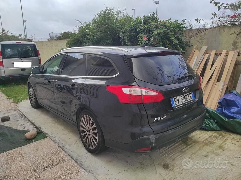 Usata Ford Focus Titanium 116 CV (85 kW) 2014 Nero Station wagon