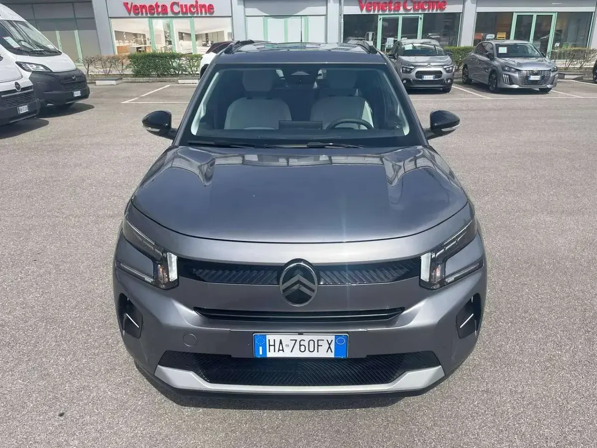 Usata Citroën e-C3 52 kW (72 CV) 2025 Mercury grey SUV
