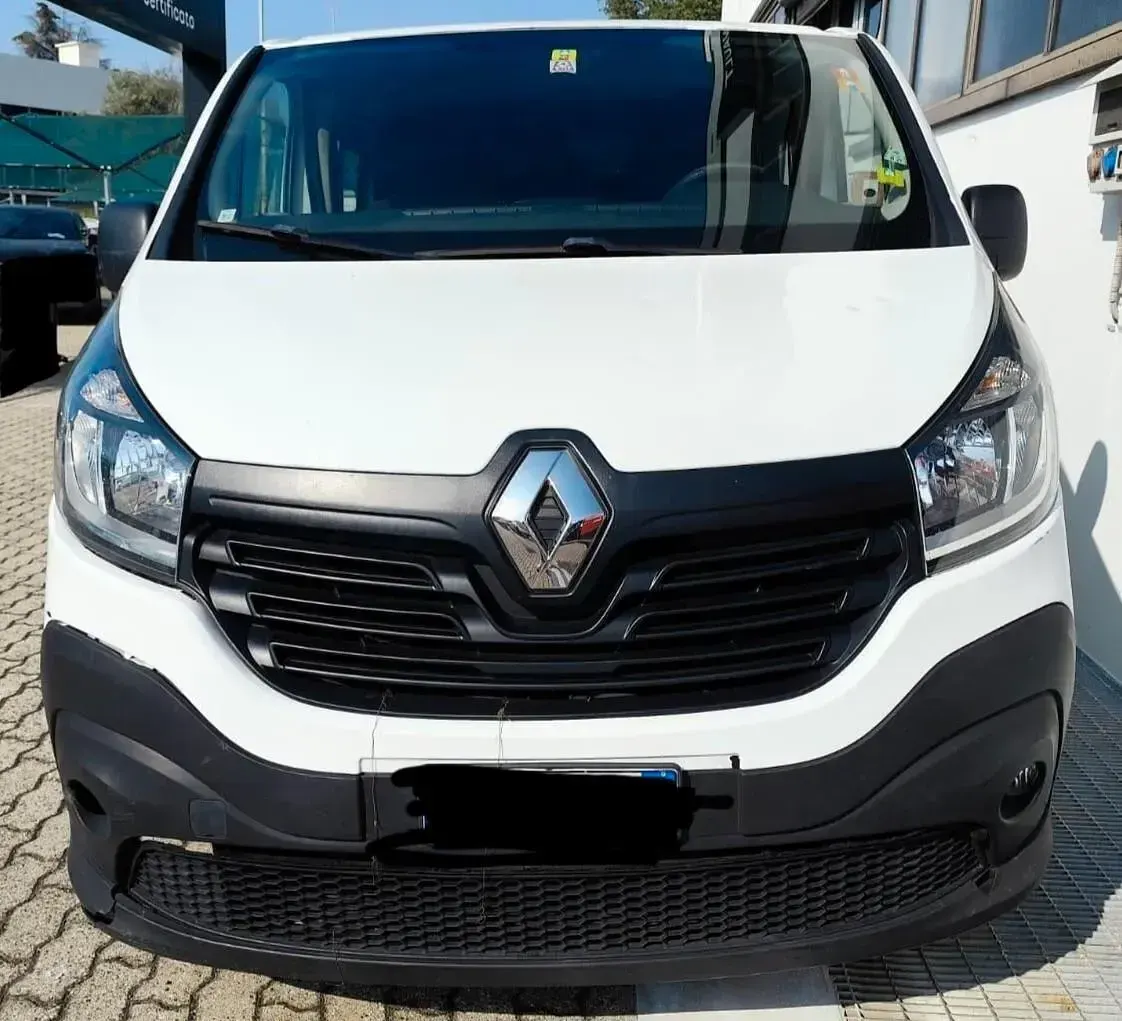 Usata Renault Trafic 125 CV (91 kW) 2017 Bianco Monovolume