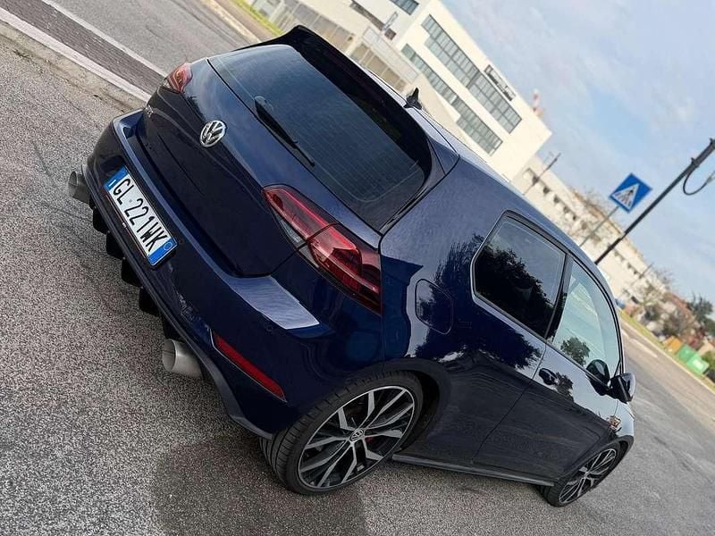 Usata VW Golf GTI 245 CV (180 kW) 2019 Blu/azzurro Coupé