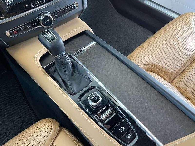 Usata Volvo V90 CC Pro 235 CV (172 kW) 2018 Bianco Station wagon