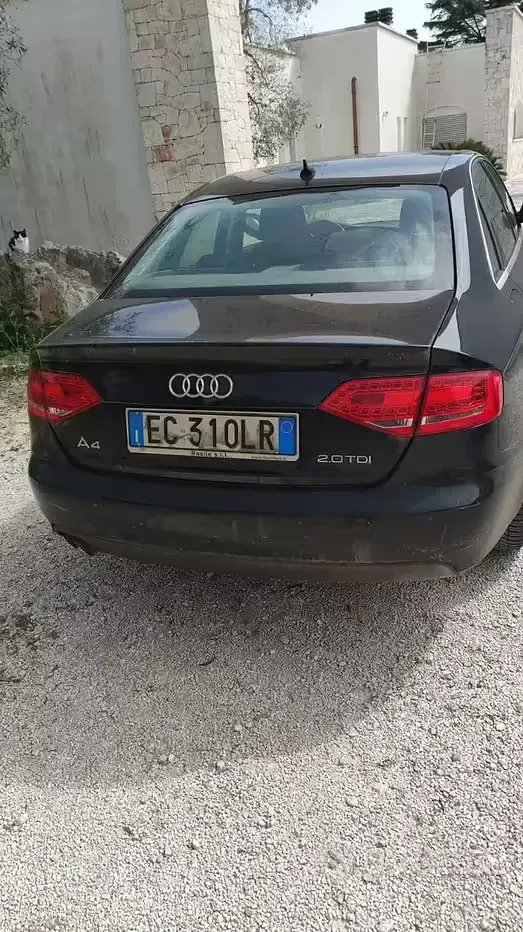 Usata Audi A4 143 CV (105 kW) 2010 Bluazzurro Berlina