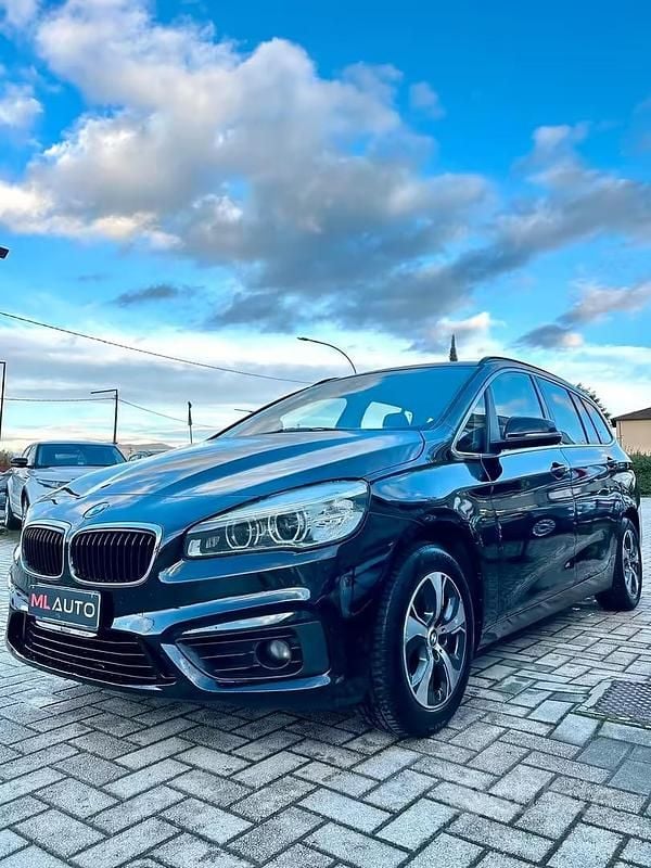 Usata BMW 216 Luxury Line 116 CV (85 kW) 2016 Nero Station wagon