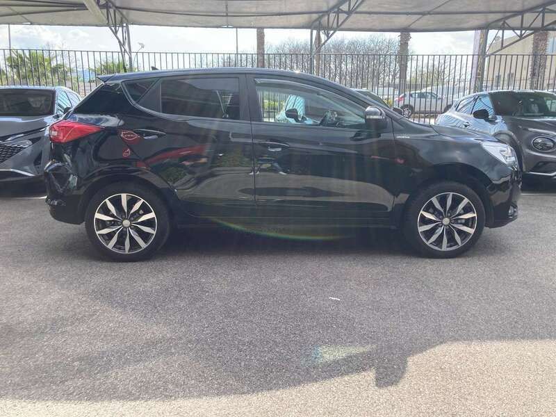 Usata EVO Evo 3 78 kW (107 CV) 2023 Nero SUV