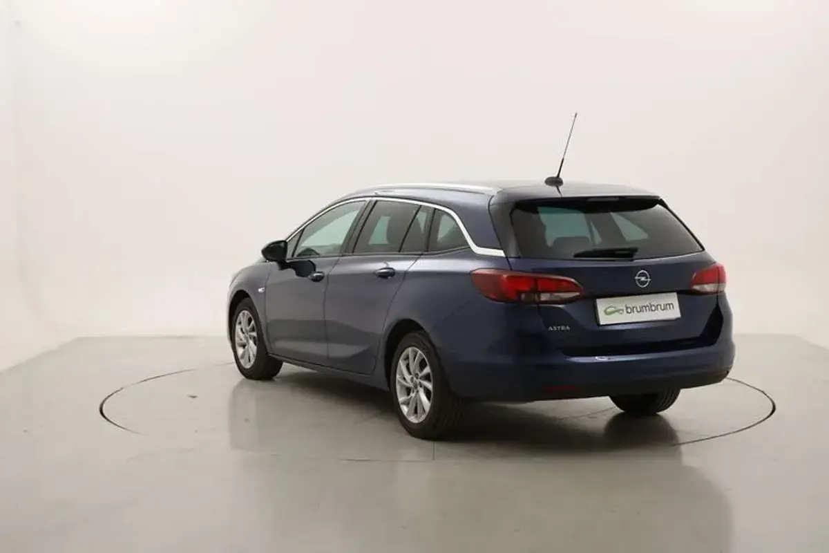 Usata Opel Astra Business Elegance 122 CV (89 kW) 2021 Blu Station wagon
