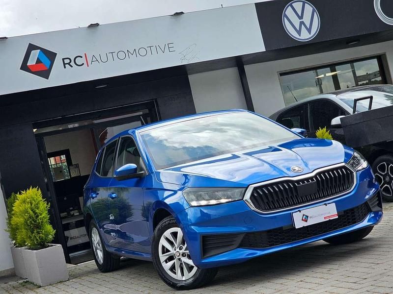 Usata Skoda Fabia Ambition 95 CV (69 kW) 2022 Blu/azzurro Utilitaria