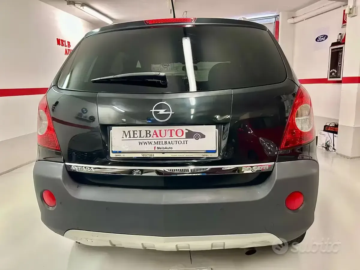 Usata Opel Antara Edition+ 127 CV (93 kW) 2009 Nero SUV