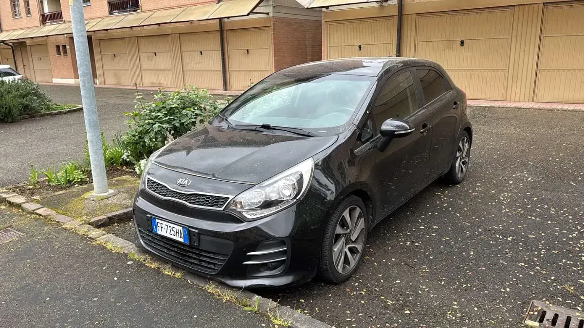 Usata Kia Rio 90 CV (66 kW) 2016 Utilitaria