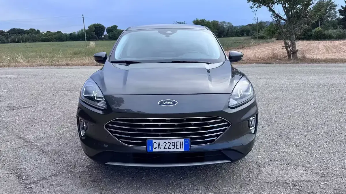 Usata Ford Kuga Titanium X 120 CV (88 kW) 2020 Grigio SUV