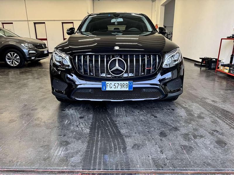 Usata Mercedes GLC220 Premium 170 CV (125 kW) 2017 Nero Coupé