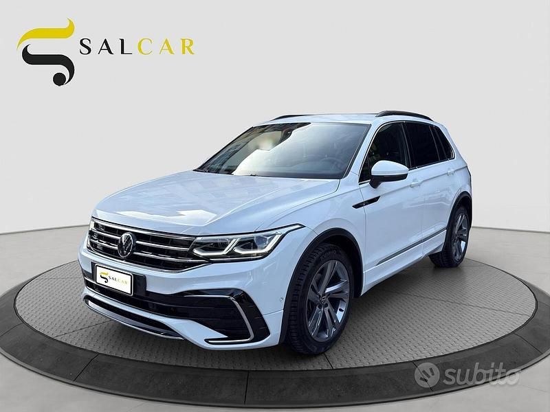Usata VW Tiguan R-line 150 CV (110 kW) 2022 Bianco SUV
