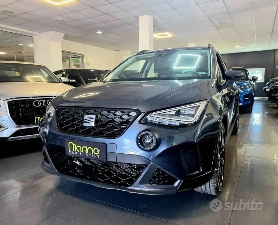 Usata Seat Arona Style 95 CV (69 kW) 2025 Grigio SUV