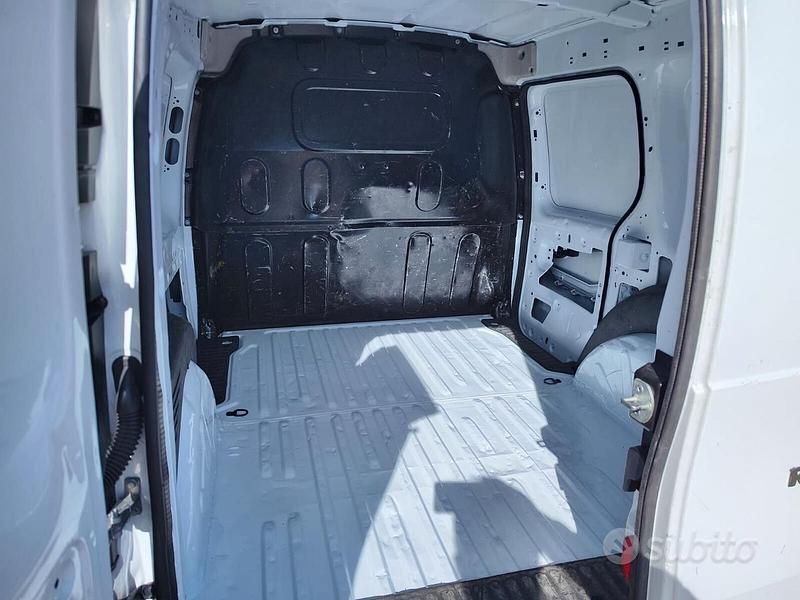 Usata Renault Kangoo 90 CV (66 kW) 2018 Bianco Berlina