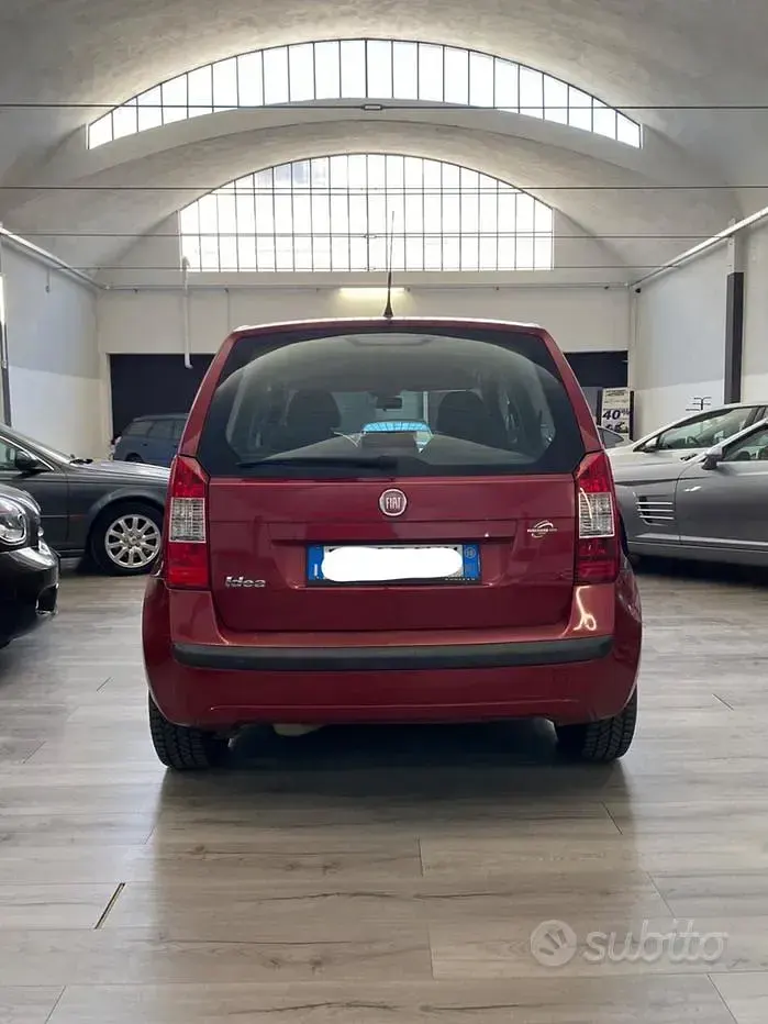 Usata Fiat Idea 77 CV (56 kW) 2010 Rosso Monovolume