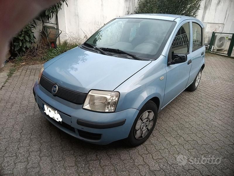 Usata Fiat Panda Active 54 CV (39 kW) 2008 Blu/azzurro Utilitaria