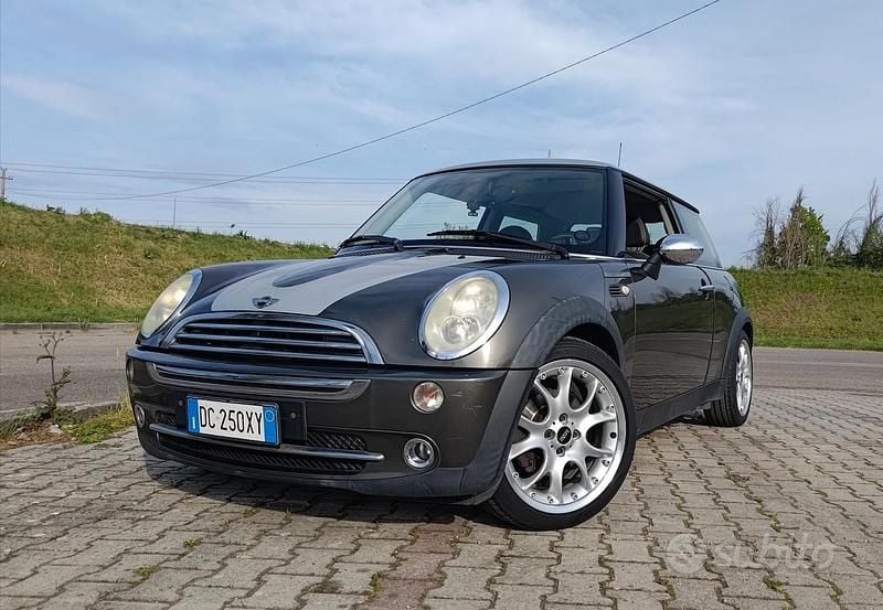 Grigio Usata 2006 Mini Cooper Utilitaria | 2500 € (Super prezzo) - Immagine 1/4
