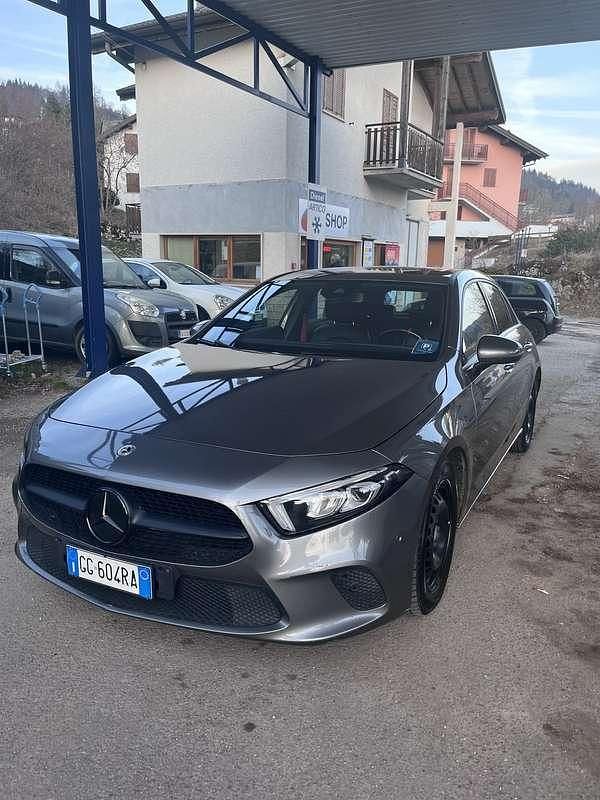 Usata Mercedes A180 Business 116 CV (85 kW) 2021 Berlina