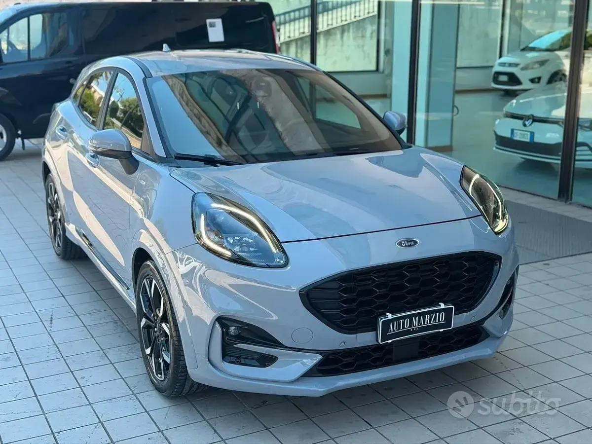 Usata Ford Puma ST-Line 125 CV (91 kW) 2023 Grigio SUV