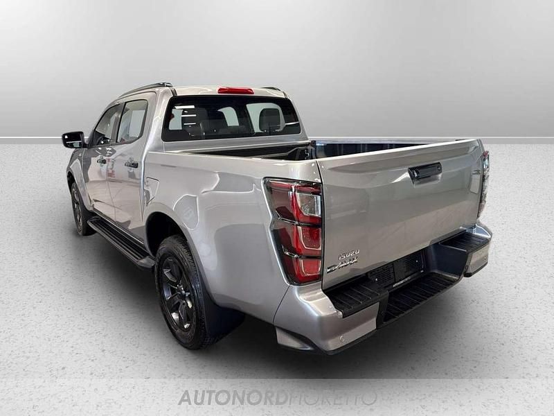 Nuova Isuzu D-Max 165 CV (121 kW) 2026 Mercury silver Pick-up