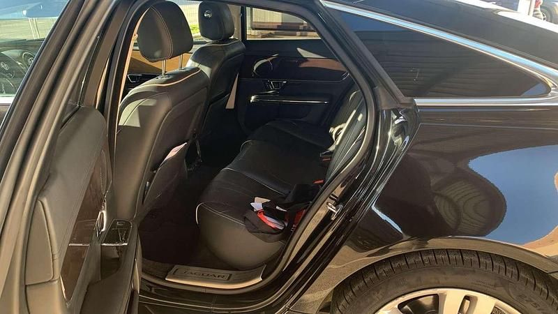 Usata Jaguar XJ 311 CV (228 kW) 2017 Berlina