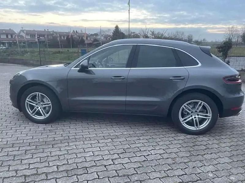 Usata Porsche Macan 258 CV (189 kW) 2015 Grigio SUV