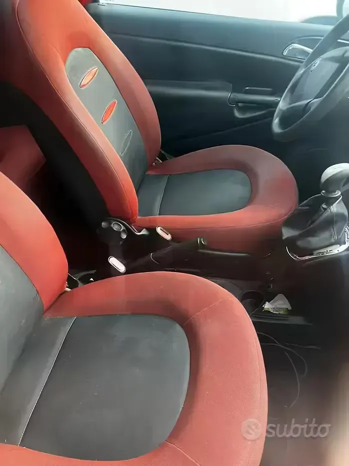 Usata Lancia Ypsilon 60 CV (44 kW) 2007 Rosso Utilitaria