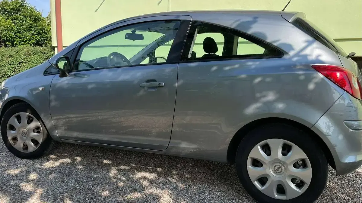 Usata Opel Corsa 86 CV (63 kW) 2014 Grigio Utilitaria