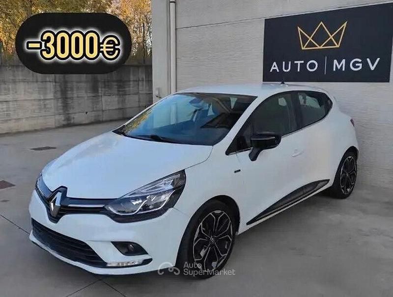 Bianco Usata 2018 Renault Clio IV Intens Tre volumi | 7900 € (Buon prezzo) - Immagine 1/4