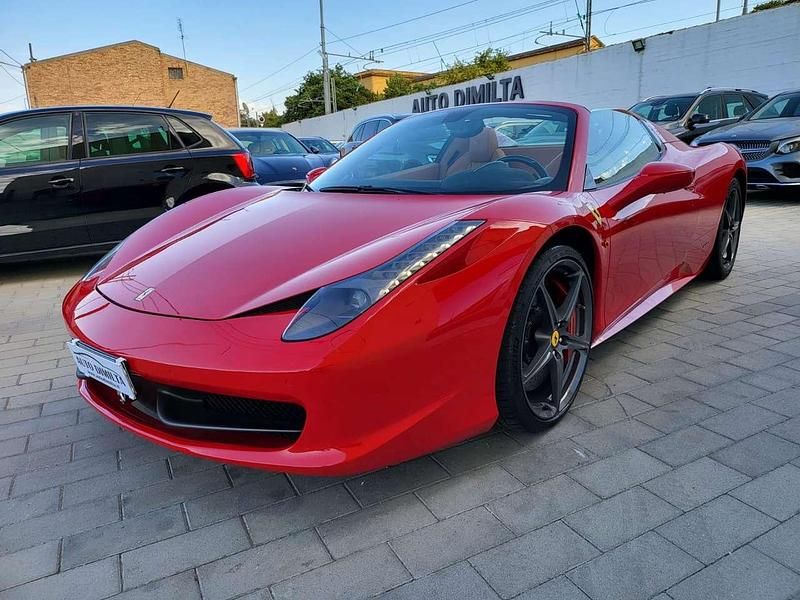 Usata Ferrari 458 570 CV (419 kW) 2014 Rosso Cabrio