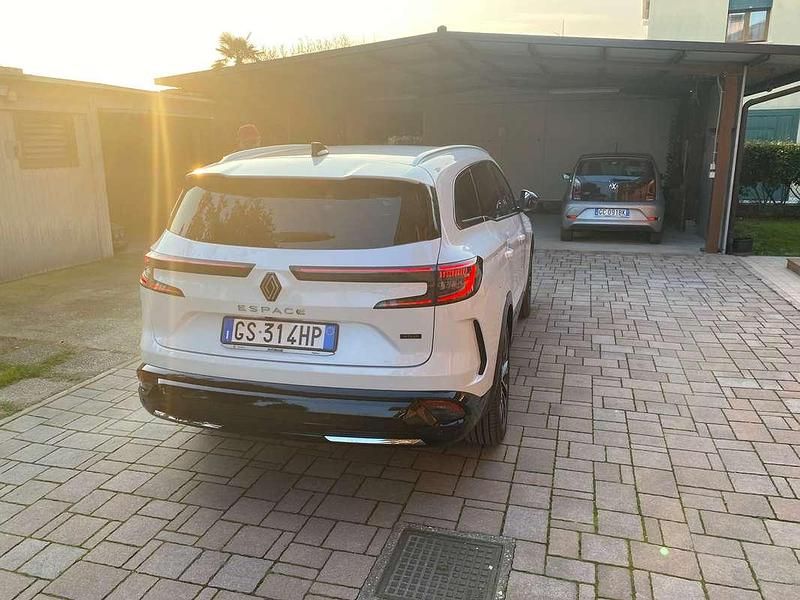 Usata Renault Espace Techno 131 CV (96 kW) 2024 Bianco SUV