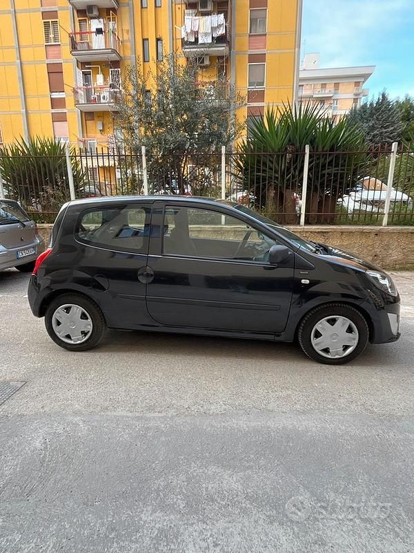 Usata Renault Twingo 75 CV (55 kW) 2011 Nero Utilitaria