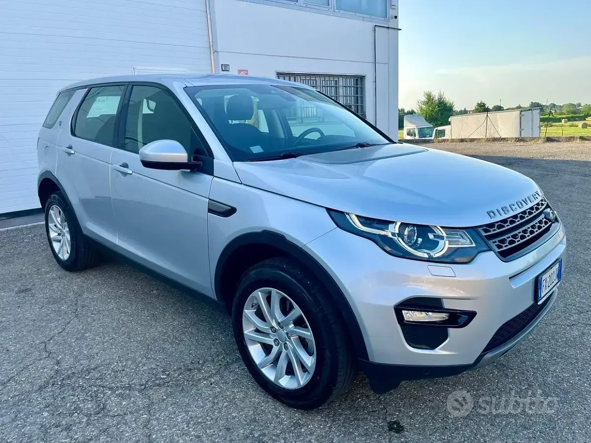 Usata Land Rover Discovery Sport 150 CV (110 kW) 2019 Grigio SUV