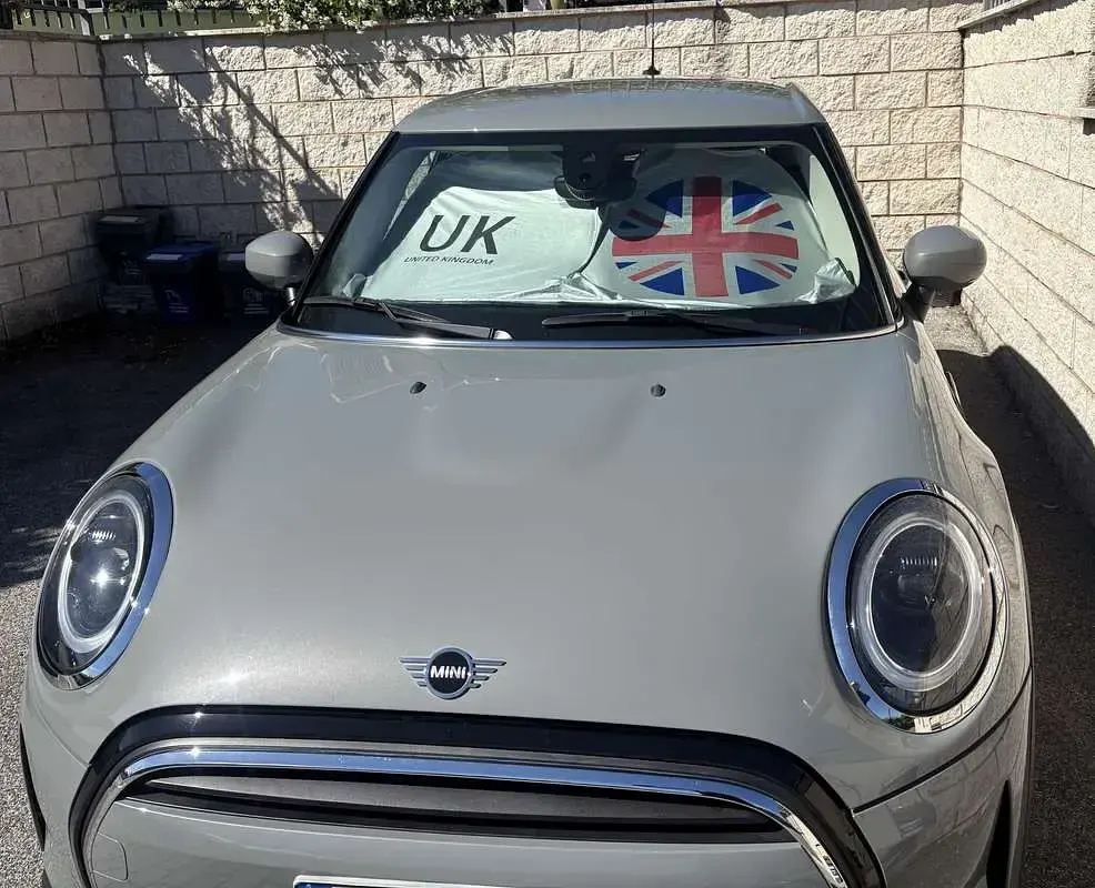 Usata Mini ONE 102 CV (75 kW) 2021 Utilitaria