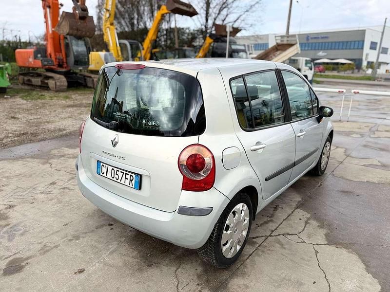 Usata Renault Modus 82 CV (60 kW) 2006 Other Monovolume