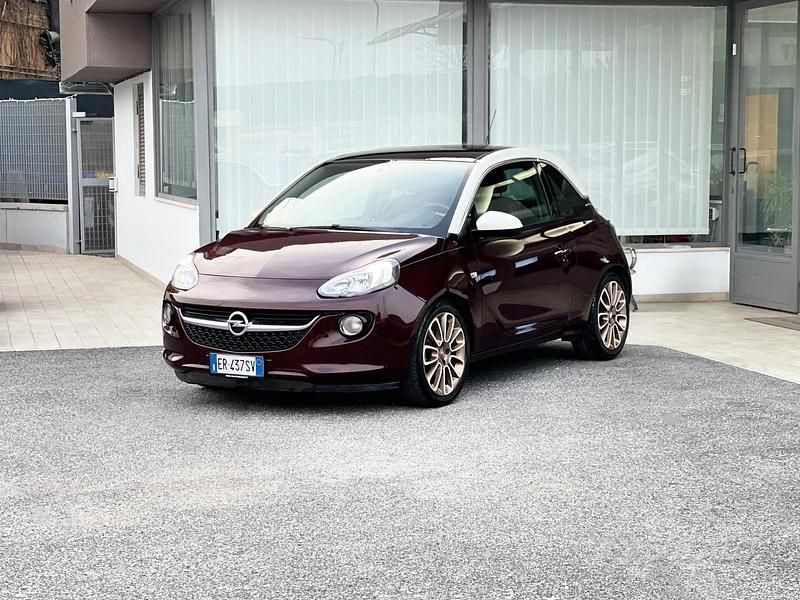 Usata Opel Adam 87 CV (63 kW) 2013 Viola Utilitaria