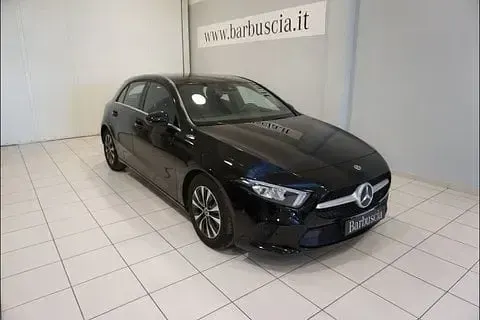 Usata Mercedes 180 Business 116 CV (85 kW) 2021 Berlina