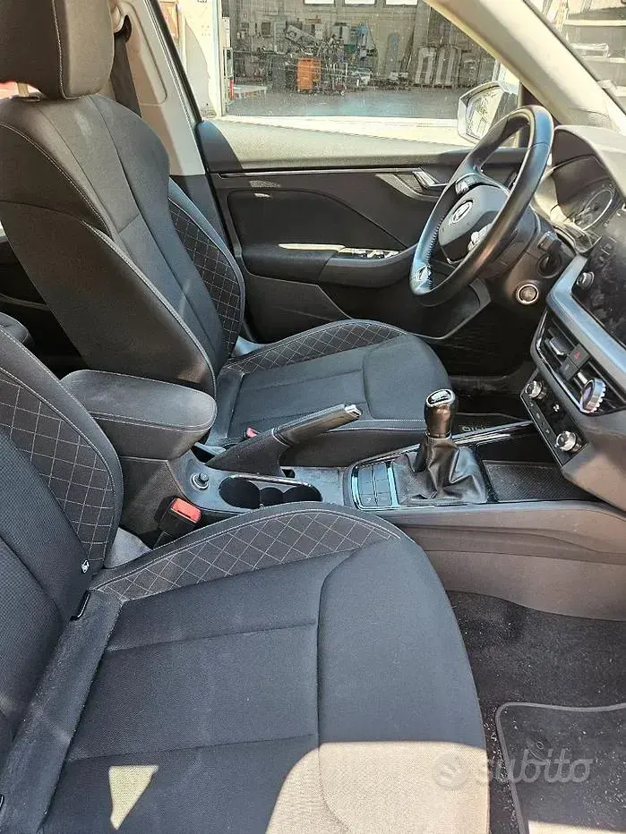Usata Skoda Kamiq 90 CV (66 kW) 2022 Bluazzurro SUV
