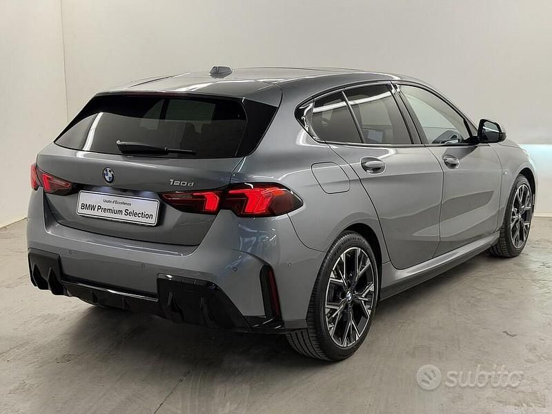Usata BMW 120 M Sport 163 CV (119 kW) 2024 Grigio Utilitaria
