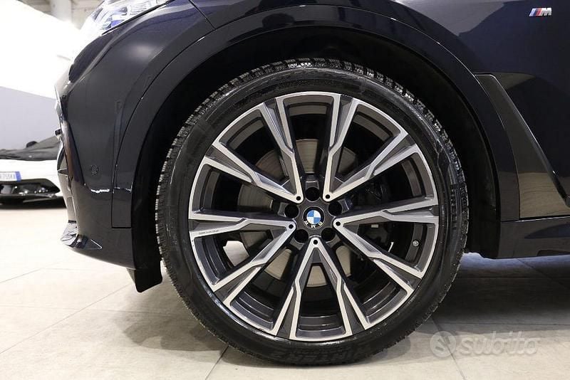 Begagnad BMW X7 Efficient Dynamics 340 HK (250 kW) 2021 Blå SUV