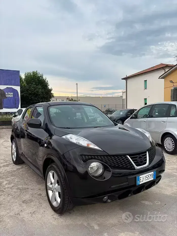 Usata Nissan Juke 110 CV (80 kW) 2011 Nero SUV
