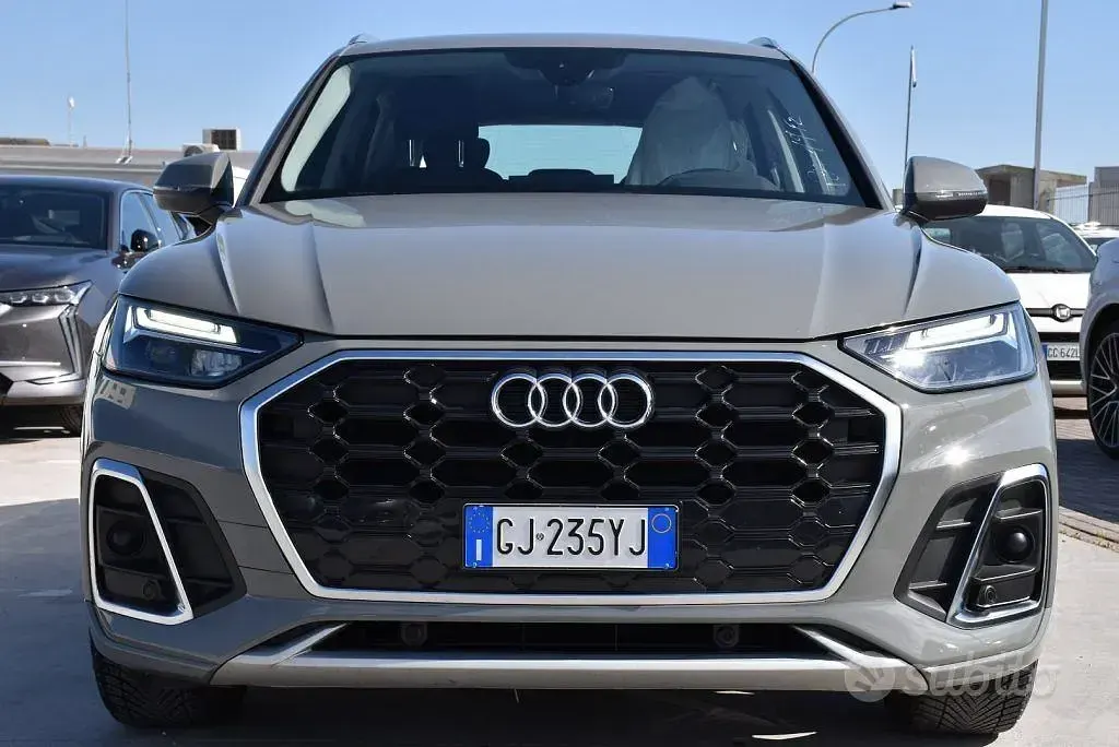 Usata Audi Q5 S-Line 163 CV (119 kW) 2022 Grigio SUV