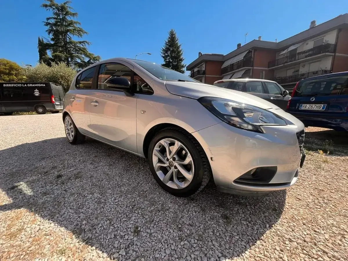 Usata Opel Corsa 75 CV (55 kW) 2016 Grigio Utilitaria