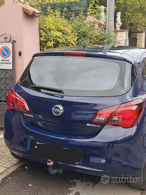 Usata Opel Corsa 75 CV (55 kW) 2015 Blu Utilitaria