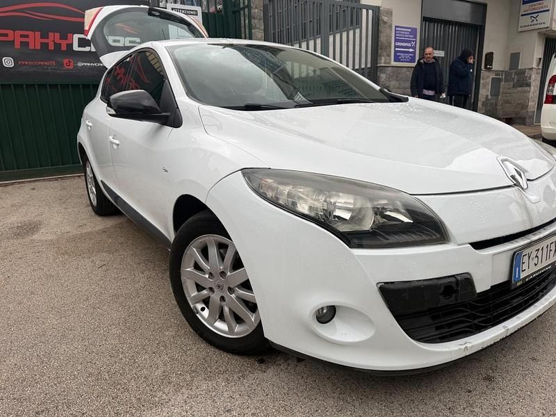 Usata Renault Mégane GT Line GT-Line 110 CV (80 kW) 2016 Bianco Station wagon