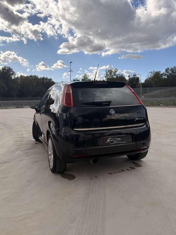 Usata Fiat Grande Punto Sport 90 CV (66 kW) 2008 Utilitaria