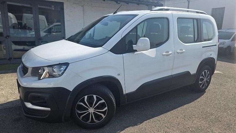 Usata Peugeot Rifter Active 102 CV (75 kW) 2019 Bianco / pastello Monovolume